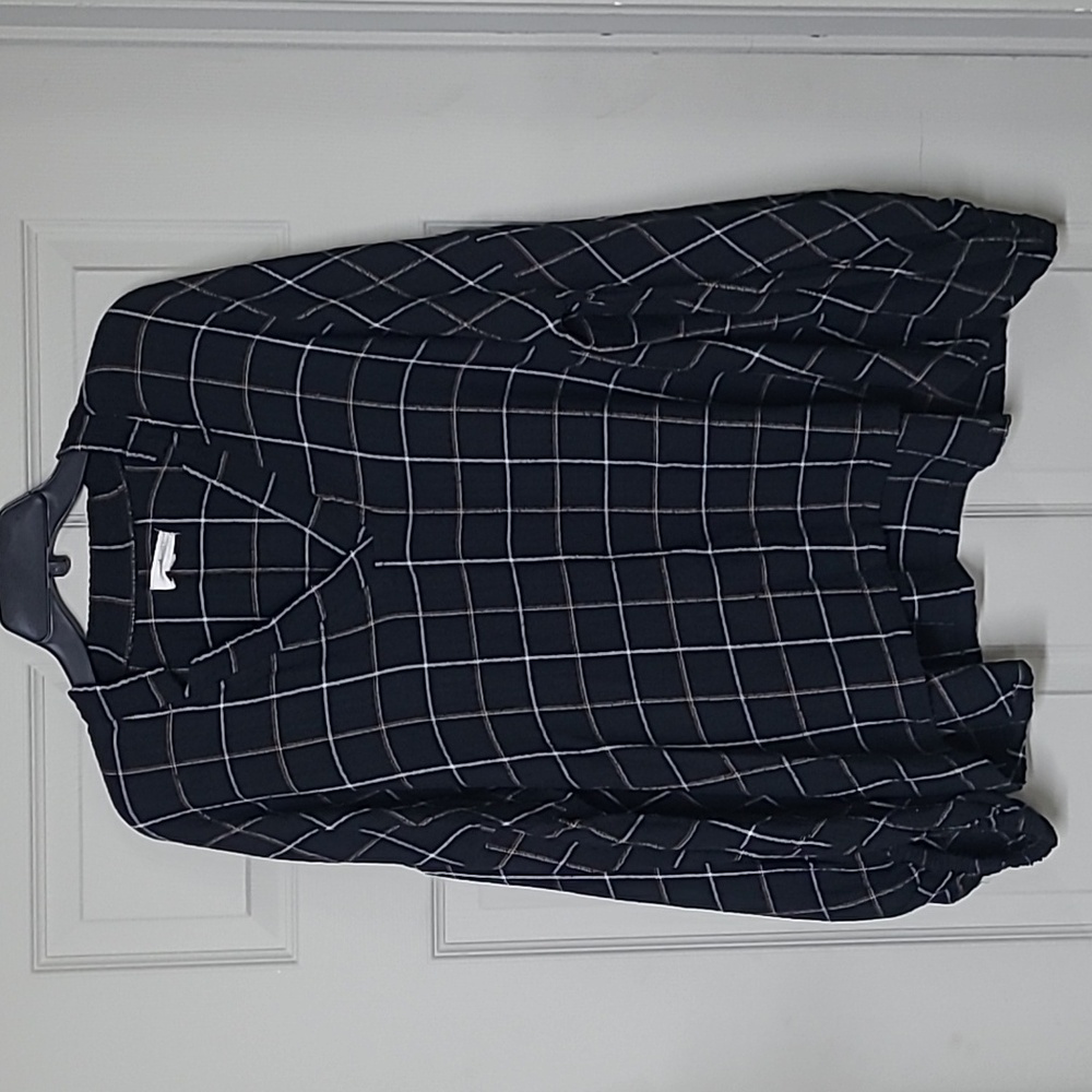 Lou & Grey Black/Tan/White Plaid Vneck HighLow Balloon Sleeve Relaxed Tunic L